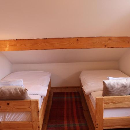 Pubhouse & Rooms Pahulja Kolasin Bagian luar foto