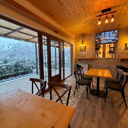 Pubhouse & Rooms Pahulja Kolasin Bagian luar foto