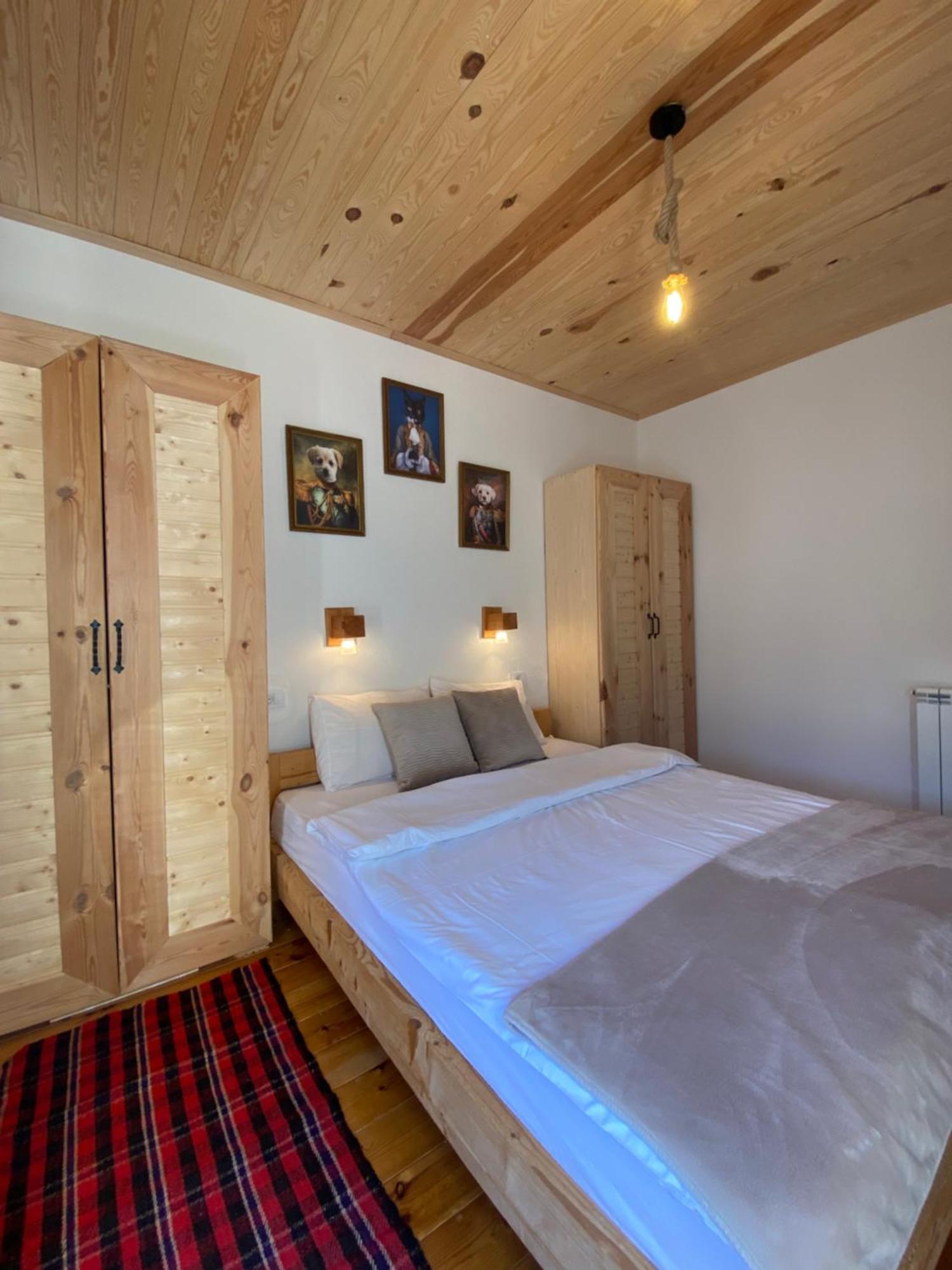 Pubhouse & Rooms Pahulja Kolasin Bagian luar foto