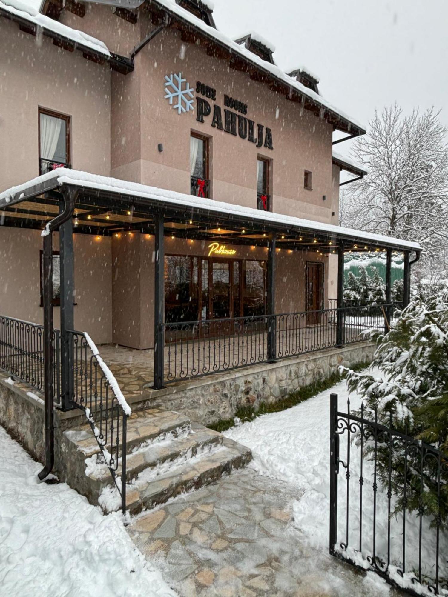 Pubhouse & Rooms Pahulja Kolasin Bagian luar foto